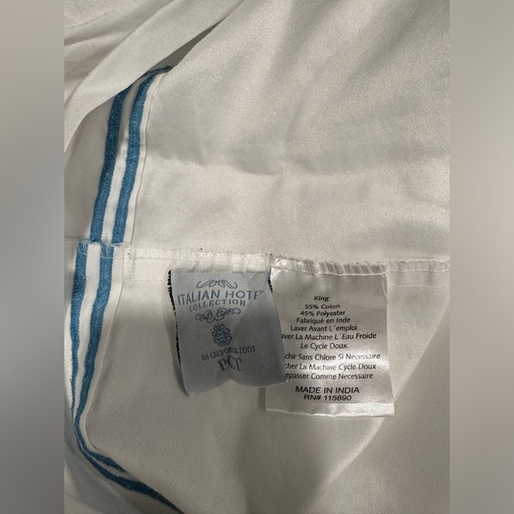 Four piece white and blue stripe king size sheet set - Picture 2 of 8